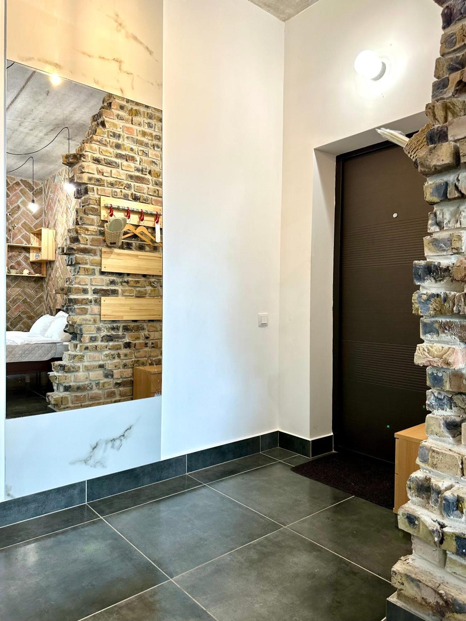 Comfortable Apartments With A Coffee Machine In The City Centre, Zlata Plaza Riwne Exterior foto