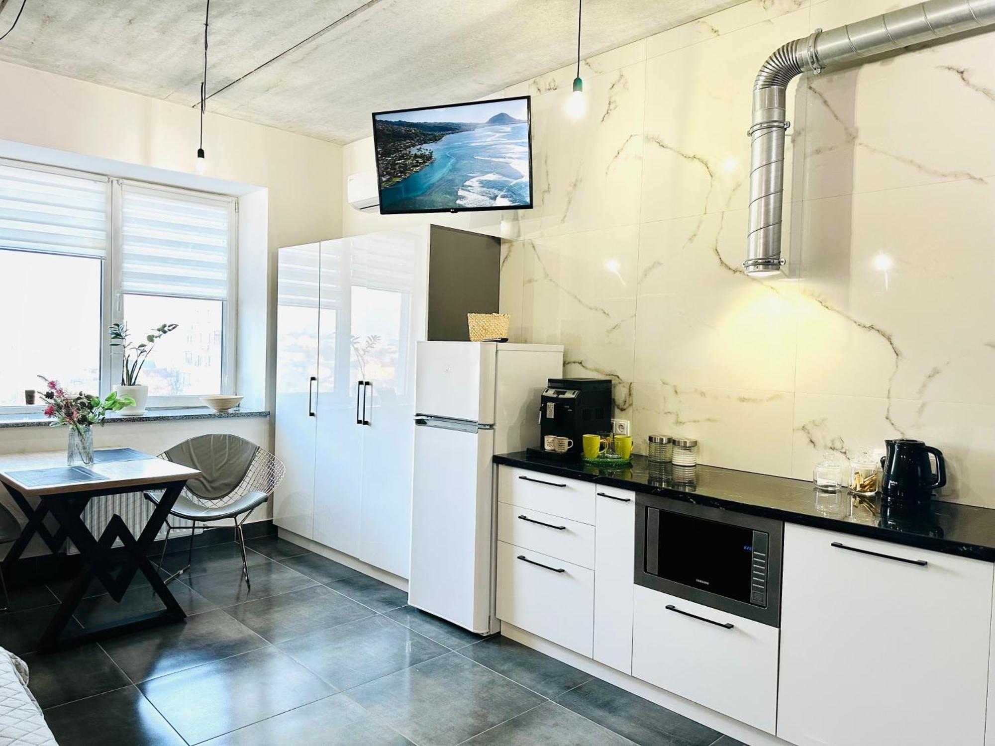 Comfortable Apartments With A Coffee Machine In The City Centre, Zlata Plaza Riwne Exterior foto